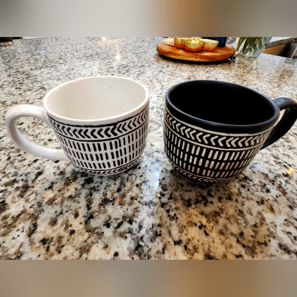 NWOT Boho coffee mugs (set of 2)